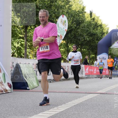 06.09.2026 - CURREX Alsterlauf Yannick Fuchs http://msf.ph/oto/10230795 06.09.2026 11:56:39 Ziel 1035, 1118, 1144, 1172, 1335 meine-sportfotos.de