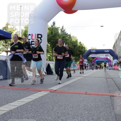 06.09.2026 - CURREX Alsterlauf Yannick Fuchs http://msf.ph/oto/10230865 06.09.2026 11:54:17 Ziel 1063, 1166, 1167, 1192, 1209, 1308, 1322, 1323, 8018 meine-sportfotos.de