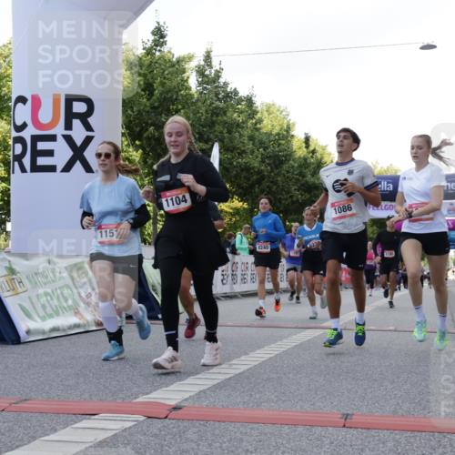 06.09.2026 - CURREX Alsterlauf Yannick Fuchs http://msf.ph/oto/10230901 06.09.2026 11:54:27 Ziel 1078, 1086, 1104, 1151, 1191, 1332, 1339, 8185, 8239, 8240 meine-sportfotos.de