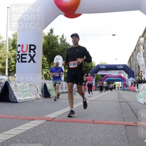 06.09.2026 - CURREX Alsterlauf Yannick Fuchs http://msf.ph/oto/10230921 06.09.2026 11:54:31 Ziel 1086, 1104, 1122, 1151, 1191, 1328, 1332, 1339, 8185, 8239, 8240 meine-sportfotos.de