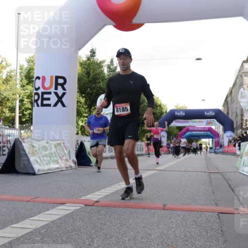 06.09.2026 - CURREX Alsterlauf Yannick Fuchs http://msf.ph/oto/10230922 06.09.2026 11:54:31 Ziel 1086, 1104, 1122, 1151, 1191, 1328, 1332, 1339, 8185, 8239, 8240 meine-sportfotos.de