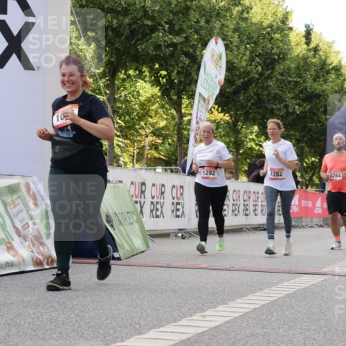 06.09.2026 - CURREX Alsterlauf Yannick Fuchs http://msf.ph/oto/10230937 06.09.2026 11:57:02 Ziel 1055, 1171, 1248, 1257, 1282, 1292, 8284, 8325, 8326 meine-sportfotos.de