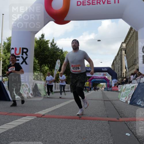 06.09.2026 - CURREX Alsterlauf Yannick Fuchs http://msf.ph/oto/10230944 06.09.2026 11:57:03 Ziel 1055, 1171, 1248, 1257, 1282, 1292, 8284, 8325, 8326 meine-sportfotos.de
