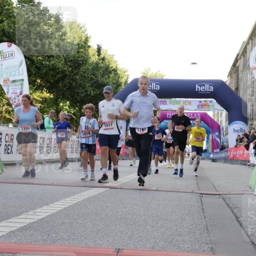 06.09.2026 - CURREX Alsterlauf Yannick Fuchs http://msf.ph/oto/10230962 06.09.2026 11:54:40 Ziel 1012, 1017, 1019, 1031, 1101, 1122, 1168, 1185, 1222, 1251, 1260, 1280, 1289, 1290, 1325, 1328, 1331 meine-sportfotos.de