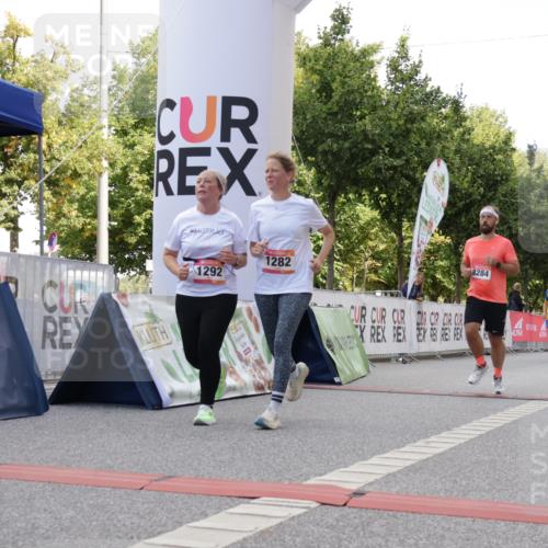 06.09.2026 - CURREX Alsterlauf Yannick Fuchs http://msf.ph/oto/10230980 06.09.2026 11:57:04 Ziel 1055, 1248, 1257, 1282, 1292, 8284, 8325, 8326 meine-sportfotos.de