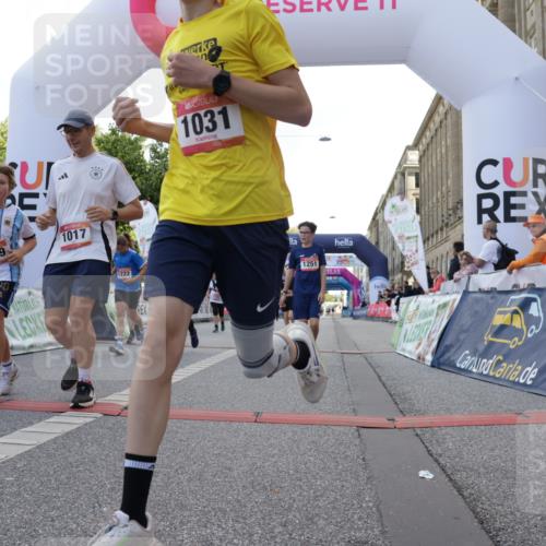 06.09.2026 - CURREX Alsterlauf Yannick Fuchs http://msf.ph/oto/10230981 06.09.2026 11:54:44 Ziel 1012, 1017, 1019, 1031, 1060, 1101, 1140, 1145, 1168, 1185, 1222, 1231, 1251, 1260, 1270, 1272, 1280, 1289, 1290, 1325, 1331 meine-sportfotos.de