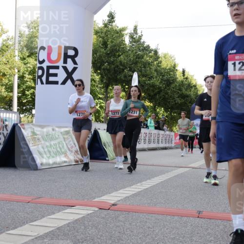 06.09.2026 - CURREX Alsterlauf Yannick Fuchs http://msf.ph/oto/10230994 06.09.2026 11:54:47 Ziel 1012, 1017, 1019, 1031, 1060, 1101, 1140, 1145, 1185, 1222, 1231, 1247, 1251, 1260, 1270, 1272, 1275, 1276, 1280, 1290, 1331 meine-sportfotos.de