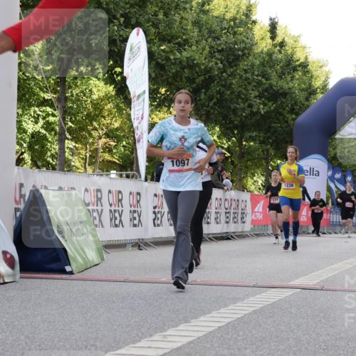 06.09.2026 - CURREX Alsterlauf Yannick Fuchs http://msf.ph/oto/10231011 06.09.2026 11:54:54 Ziel 1097, 1134, 1140, 1145, 1238, 1247, 1272, 1275, 1276 meine-sportfotos.de