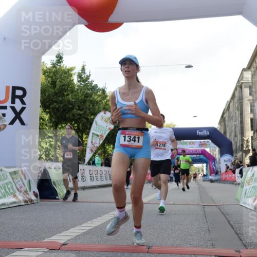 06.09.2026 - CURREX Alsterlauf Yannick Fuchs http://msf.ph/oto/10231070 06.09.2026 11:55:11 Ziel 1073, 1141, 1147, 1170, 1196, 1243, 1245, 1278, 1307, 1341, 8344 meine-sportfotos.de