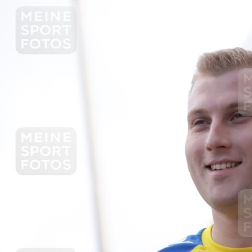 06.09.2026 - CURREX Alsterlauf Yannick Fuchs http://msf.ph/oto/10231071 06.09.2026 11:57:13 Ziel 1067, 1228, 1229, 1345, 1346, 8138 meine-sportfotos.de
