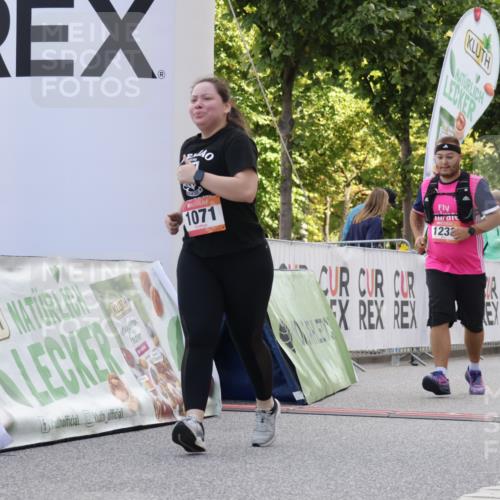 06.09.2026 - CURREX Alsterlauf Yannick Fuchs http://msf.ph/oto/10231121 06.09.2026 11:55:24 Ziel 1030, 1033, 1071, 1087, 1183, 1233, 1273, 1337, 1338, 8136 meine-sportfotos.de