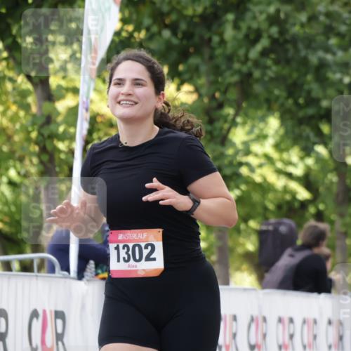 06.09.2026 - CURREX Alsterlauf Yannick Fuchs http://msf.ph/oto/10231155 06.09.2026 11:57:27 Ziel 1129, 1154, 1193, 1302 meine-sportfotos.de