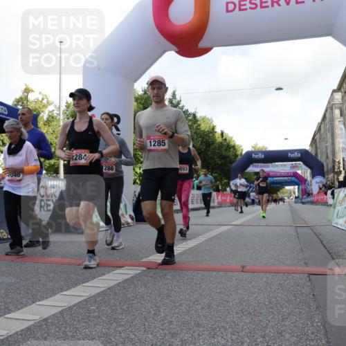 06.09.2026 - CURREX Alsterlauf Yannick Fuchs http://msf.ph/oto/10231167 06.09.2026 11:55:43 Ziel 1004, 1005, 1046, 1155, 1203, 1234, 1284, 1285, 1286, 1288, 1326 meine-sportfotos.de