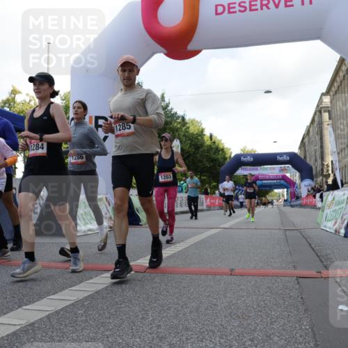06.09.2026 - CURREX Alsterlauf Yannick Fuchs http://msf.ph/oto/10231168 06.09.2026 11:55:43 Ziel 1004, 1005, 1046, 1155, 1203, 1234, 1284, 1285, 1286, 1288, 1326 meine-sportfotos.de