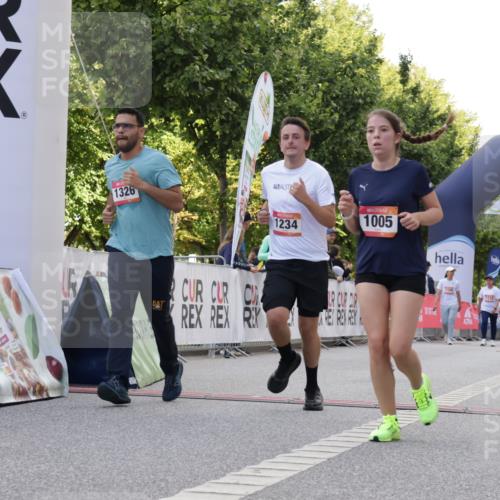 06.09.2026 - CURREX Alsterlauf Yannick Fuchs http://msf.ph/oto/10231173 06.09.2026 11:55:45 Ziel 1004, 1005, 1046, 1203, 1234, 1284, 1285, 1286, 1288, 1296, 1326 meine-sportfotos.de