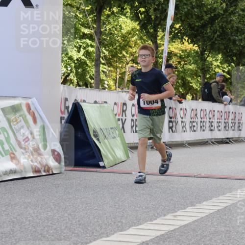 06.09.2026 - CURREX Alsterlauf Yannick Fuchs http://msf.ph/oto/10231179 06.09.2026 11:55:47 Ziel 1004, 1005, 1046, 1149, 1203, 1234, 1284, 1285, 1286, 1288, 1296, 1326 meine-sportfotos.de