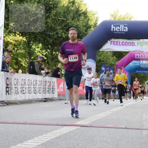 06.09.2026 - CURREX Alsterlauf Yannick Fuchs http://msf.ph/oto/10231188 06.09.2026 11:55:51 Ziel 1004, 1005, 1149, 1234, 1296, 1326, 8042, 8251, 8346 meine-sportfotos.de