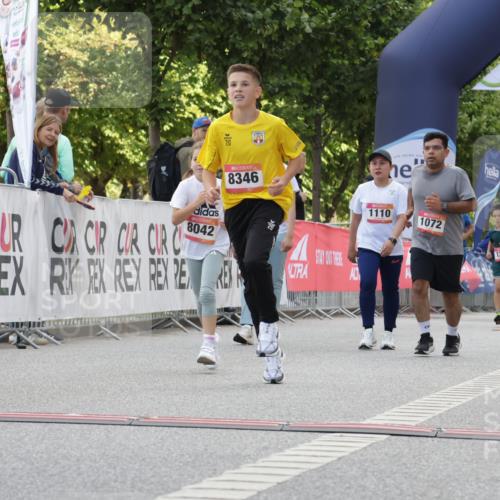 06.09.2026 - CURREX Alsterlauf Yannick Fuchs http://msf.ph/oto/10231198 06.09.2026 11:55:54 Ziel 1004, 1072, 1149, 1296, 1344, 8042, 8251, 8346 meine-sportfotos.de