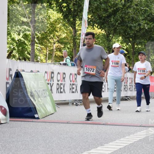 06.09.2026 - CURREX Alsterlauf Yannick Fuchs http://msf.ph/oto/10231208 06.09.2026 11:55:57 Ziel 1072, 1109, 1110, 1149, 1299, 1344, 8042, 8103, 8251, 8346 meine-sportfotos.de
