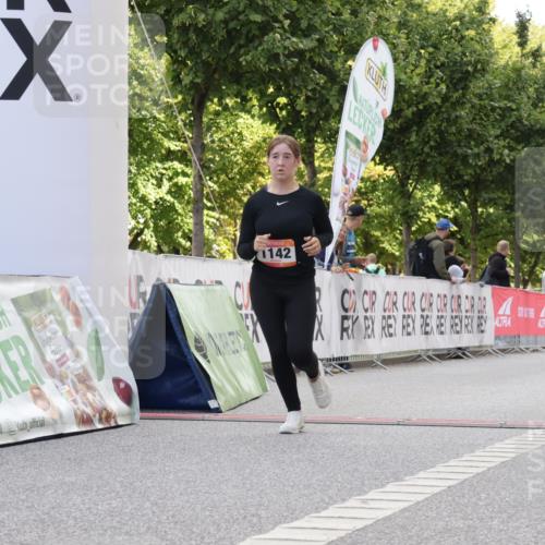 06.09.2026 - CURREX Alsterlauf Yannick Fuchs http://msf.ph/oto/10231295 06.09.2026 11:56:23 Ziel 1032, 1103, 1142, 8267 meine-sportfotos.de