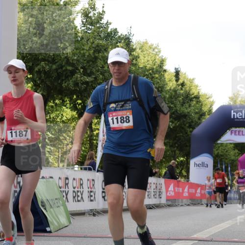 06.09.2026 - CURREX Alsterlauf Yannick Fuchs http://msf.ph/oto/10231312 06.09.2026 11:57:38 Ziel 1174, 1187, 1188, 1193, 2484 meine-sportfotos.de
