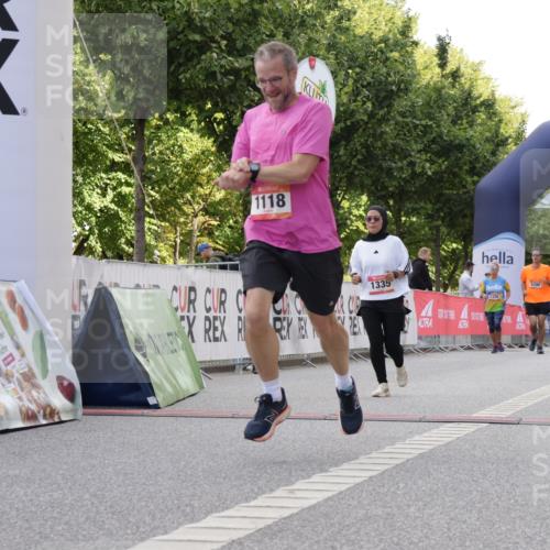 06.09.2026 - CURREX Alsterlauf Yannick Fuchs http://msf.ph/oto/10231342 06.09.2026 11:56:39 Ziel 1035, 1118, 1144, 1172, 1335 meine-sportfotos.de