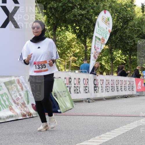 06.09.2026 - CURREX Alsterlauf Yannick Fuchs http://msf.ph/oto/10231350 06.09.2026 11:56:42 Ziel 1118, 1144, 1172, 1335 meine-sportfotos.de