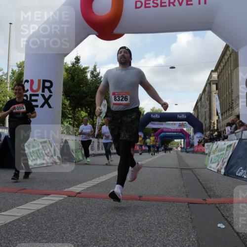 06.09.2026 - CURREX Alsterlauf Yannick Fuchs http://msf.ph/oto/10231417 06.09.2026 11:57:03 Ziel 1055, 1171, 1248, 1257, 1282, 1292, 8284, 8325, 8326 meine-sportfotos.de