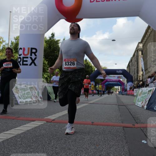 06.09.2026 - CURREX Alsterlauf Yannick Fuchs http://msf.ph/oto/10231418 06.09.2026 11:57:03 Ziel 1055, 1171, 1248, 1257, 1282, 1292, 8284, 8325, 8326 meine-sportfotos.de