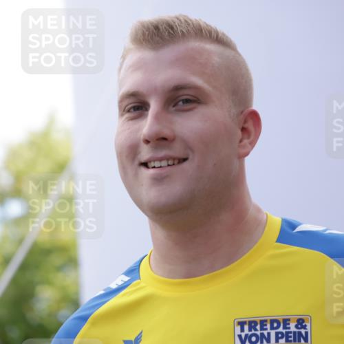06.09.2026 - CURREX Alsterlauf Yannick Fuchs http://msf.ph/oto/10231442 06.09.2026 11:57:13 Ziel 1067, 1228, 1229, 1345, 1346, 8138 meine-sportfotos.de