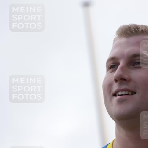 06.09.2026 - CURREX Alsterlauf Yannick Fuchs http://msf.ph/oto/10231444 06.09.2026 11:57:13 Ziel 1067, 1228, 1229, 1345, 1346, 8138 meine-sportfotos.de