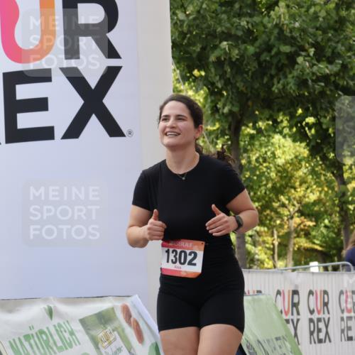 06.09.2026 - CURREX Alsterlauf Yannick Fuchs http://msf.ph/oto/10231466 06.09.2026 11:57:29 Ziel 1154, 1174, 1193, 1302 meine-sportfotos.de