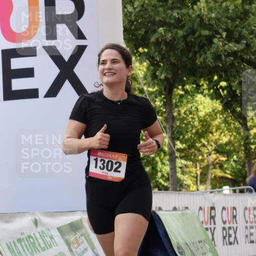 06.09.2026 - CURREX Alsterlauf Yannick Fuchs http://msf.ph/oto/10231467 06.09.2026 11:57:29 Ziel 1154, 1174, 1193, 1302 meine-sportfotos.de