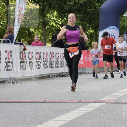 06.09.2026 - CURREX Alsterlauf Yannick Fuchs http://msf.ph/oto/10231501 06.09.2026 11:57:43 Ziel 1187, 1188, 1210, 1246, 2484 meine-sportfotos.de