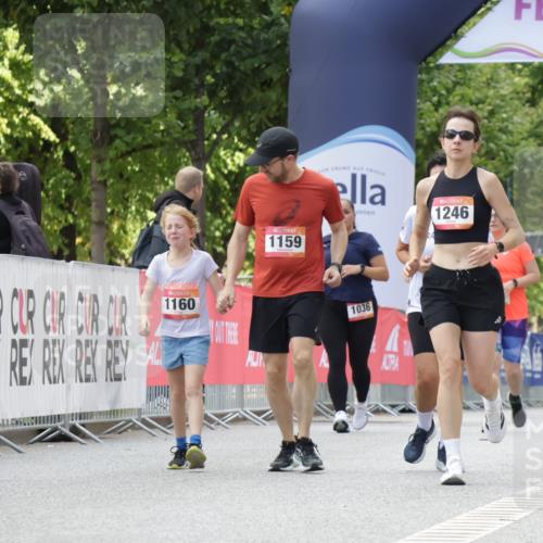 06.09.2026 - CURREX Alsterlauf Yannick Fuchs http://msf.ph/oto/10231505 06.09.2026 11:57:45 Ziel 1210, 1246, 8090 meine-sportfotos.de