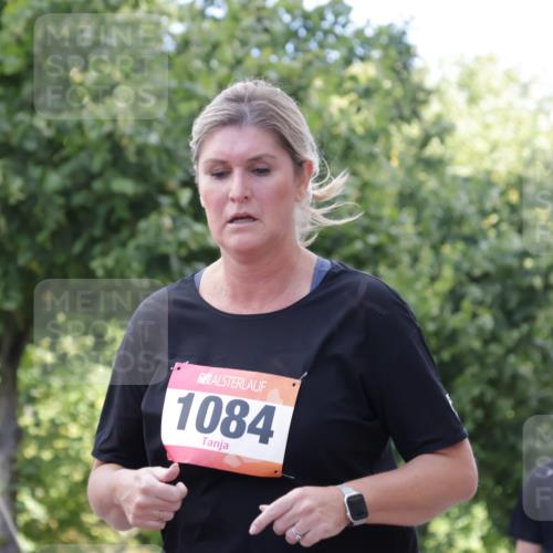 06.09.2026 - CURREX Alsterlauf Yannick Fuchs http://msf.ph/oto/10231523 06.09.2026 11:57:56 Ziel 1036, 1075, 1084, 1139, 1159, 1160, 1241, 8090 meine-sportfotos.de
