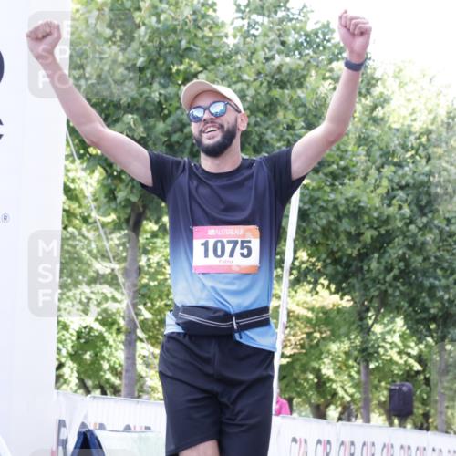 06.09.2026 - CURREX Alsterlauf Yannick Fuchs http://msf.ph/oto/10231528 06.09.2026 11:57:58 Ziel 1036, 1075, 1084, 1139, 1159, 1160, 1241 meine-sportfotos.de