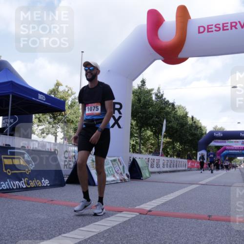 06.09.2026 - CURREX Alsterlauf Yannick Fuchs http://msf.ph/oto/10231539 06.09.2026 11:58:00 Ziel 1036, 1075, 1084, 1241, 1283 meine-sportfotos.de