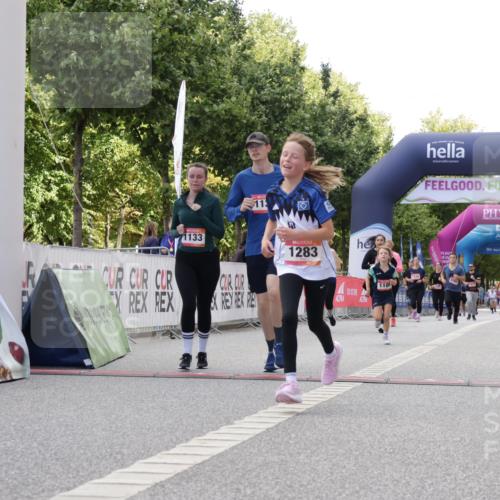 06.09.2026 - CURREX Alsterlauf Yannick Fuchs http://msf.ph/oto/10231549 06.09.2026 11:58:06 Ziel 1180, 1186, 1199, 1283, 8048, 8300 meine-sportfotos.de