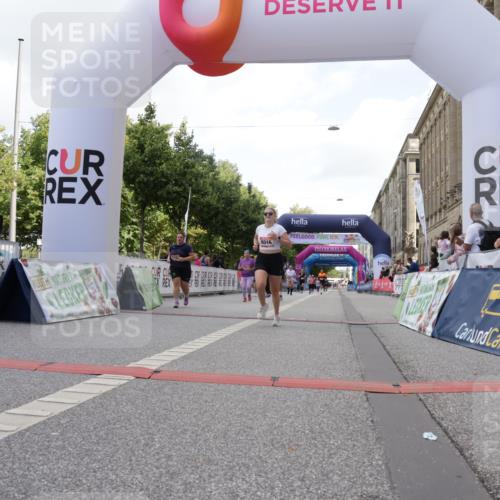 06.09.2026 - CURREX Alsterlauf Yannick Fuchs http://msf.ph/oto/10231597 06.09.2026 11:58:30 Ziel 1082, 1182, 1306, 1314, 8016 meine-sportfotos.de