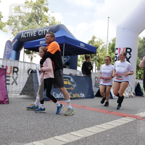 06.09.2026 - CURREX Alsterlauf Yannick Fuchs http://msf.ph/oto/10231636 06.09.2026 11:58:41 Ziel 1001, 1082, 1089, 1090, 1114, 1115, 1202, 1235, 1314, 1334, 8137 meine-sportfotos.de