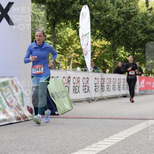 06.09.2026 - CURREX Alsterlauf Yannick Fuchs http://msf.ph/oto/10231654 06.09.2026 11:58:48 Ziel 1001, 1224, 1329, 1347, 8046, 8137 meine-sportfotos.de