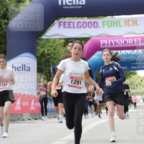 06.09.2026 - CURREX Alsterlauf Yannick Fuchs http://msf.ph/oto/10231749 06.09.2026 11:59:24 Ziel 1037, 1038, 1068, 1069, 1173, 1261, 1291, 1330 meine-sportfotos.de