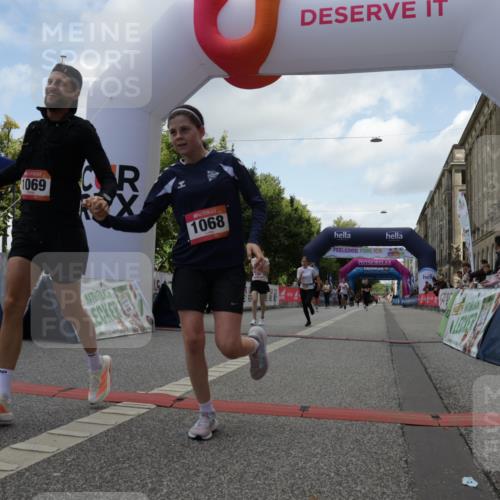 06.09.2026 - CURREX Alsterlauf Yannick Fuchs http://msf.ph/oto/10231765 06.09.2026 11:59:27 Ziel 1018, 1037, 1038, 1068, 1069, 1173, 1261, 1291 meine-sportfotos.de