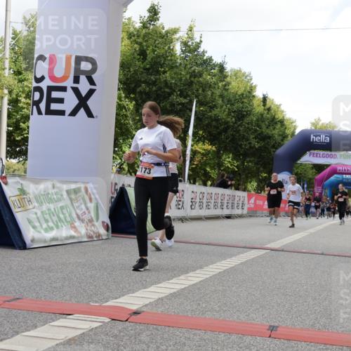 06.09.2026 - CURREX Alsterlauf Yannick Fuchs http://msf.ph/oto/10231774 06.09.2026 11:59:30 Ziel 1018, 1068, 1069, 1108, 1173, 1261, 1291 meine-sportfotos.de