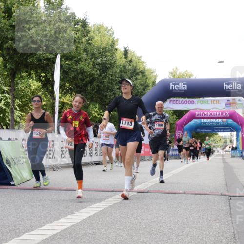06.09.2026 - CURREX Alsterlauf Yannick Fuchs http://msf.ph/oto/10231806 06.09.2026 11:59:42 Ziel 1006, 1108, 1205, 1206, 1215, 1262, 1266 meine-sportfotos.de