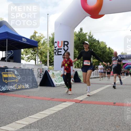 06.09.2026 - CURREX Alsterlauf Yannick Fuchs http://msf.ph/oto/10231812 06.09.2026 11:59:43 Ziel 1006, 1205, 1206, 1215, 1262, 1266, 1275, 8139 meine-sportfotos.de