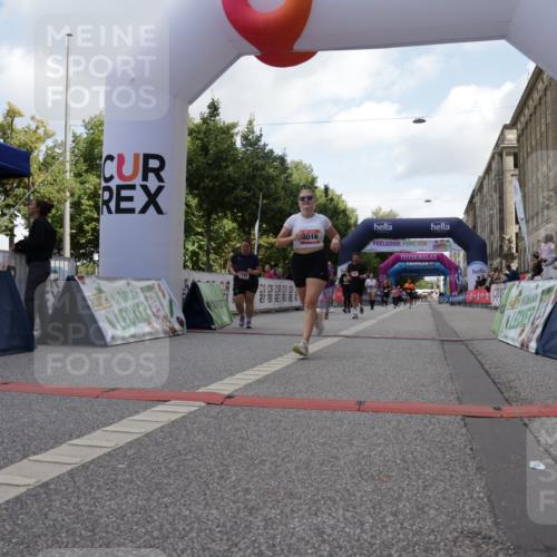 06.09.2026 - CURREX Alsterlauf Yannick Fuchs http://msf.ph/oto/10231844 06.09.2026 11:58:31 Ziel 1082, 1182, 1306, 1314, 1334, 8016 meine-sportfotos.de