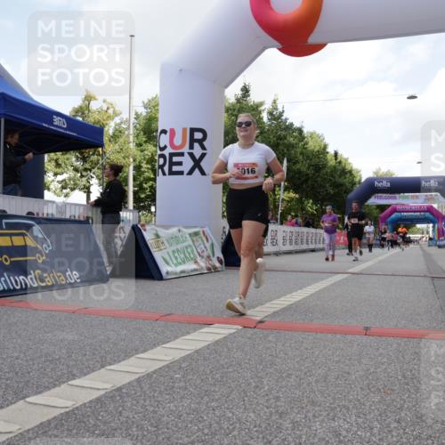 06.09.2026 - CURREX Alsterlauf Yannick Fuchs http://msf.ph/oto/10231857 06.09.2026 11:58:31 Ziel 1082, 1182, 1306, 1314, 1334, 8016 meine-sportfotos.de