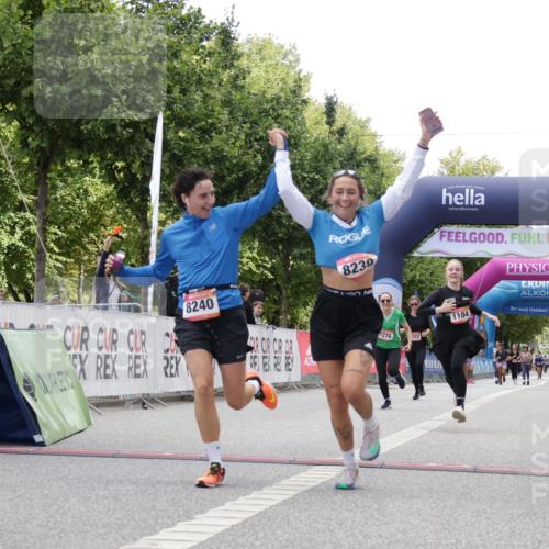 06.09.2026 - CURREX Alsterlauf Yannick Fuchs http://msf.ph/oto/10231864 06.09.2026 12:00:10 Ziel 1104, 1276, 1289, 1315, 1322, 8239, 8240 meine-sportfotos.de